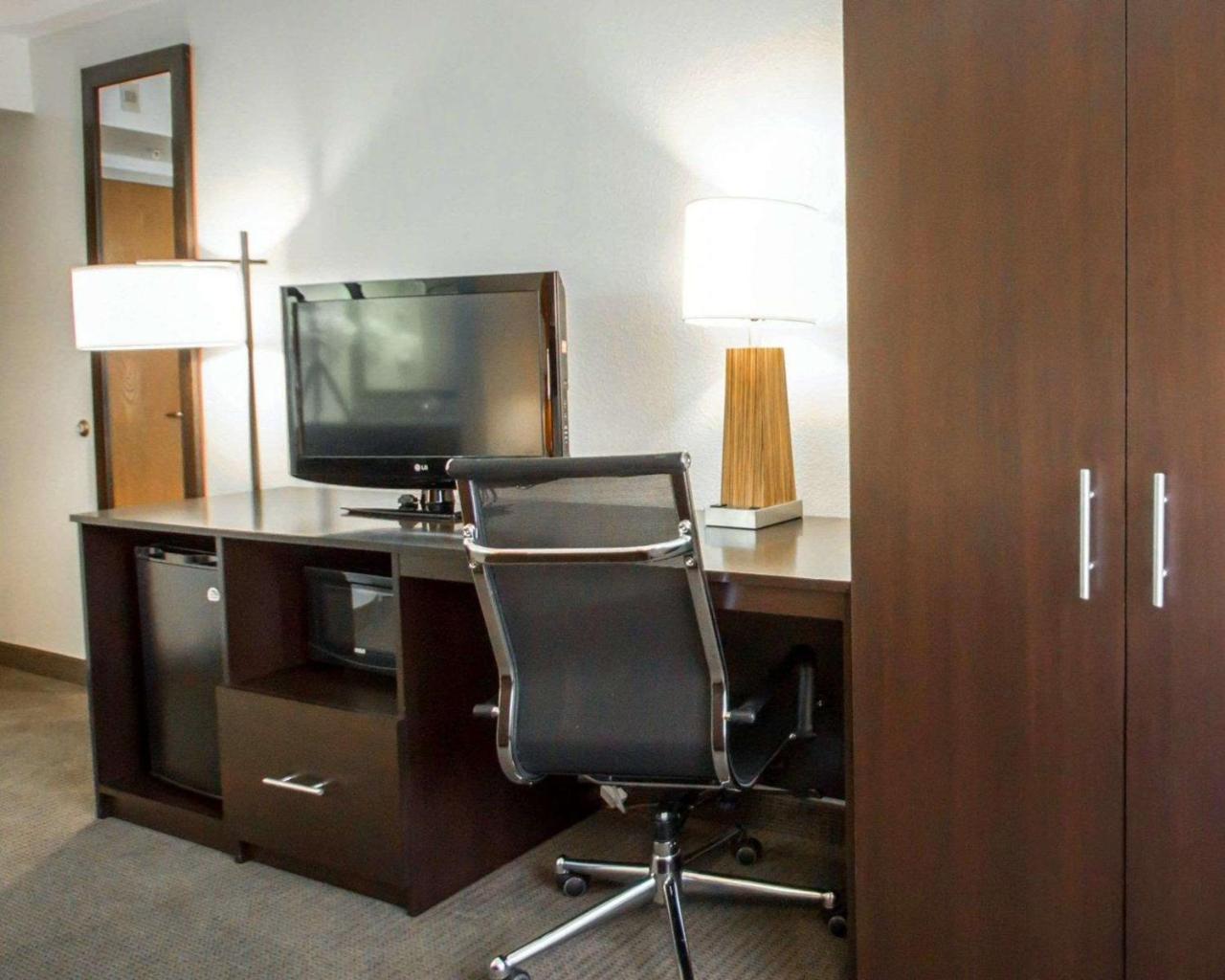 Sleep Inn & Suites Riverfront 埃伦顿 外观 照片